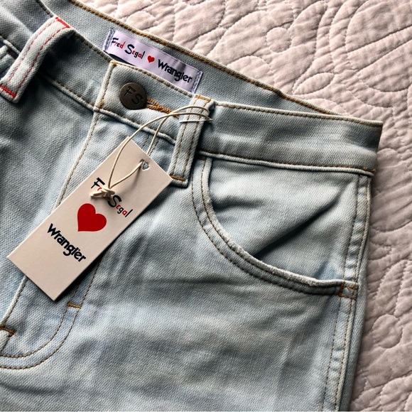 Wrangler x Fred Segal Cropped denim - Picture 3 of 6